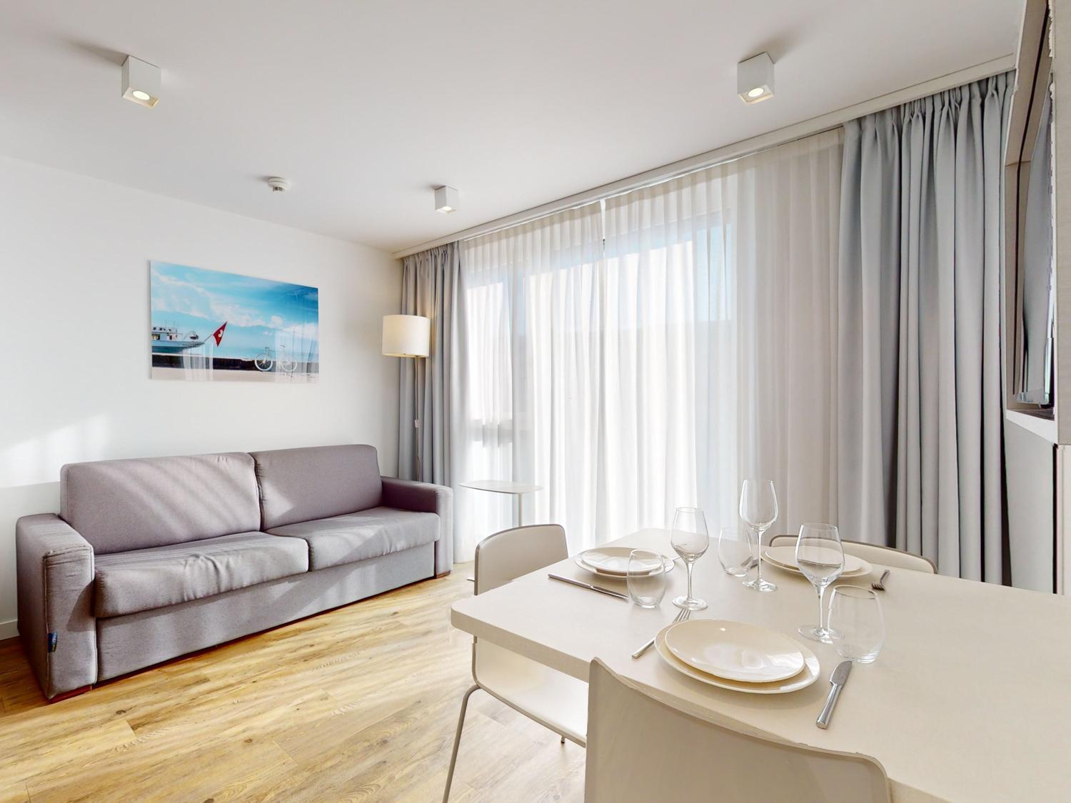 Nonanteneuf Appart Hotel Vevey - Contactless Check-In ภายนอก รูปภาพ