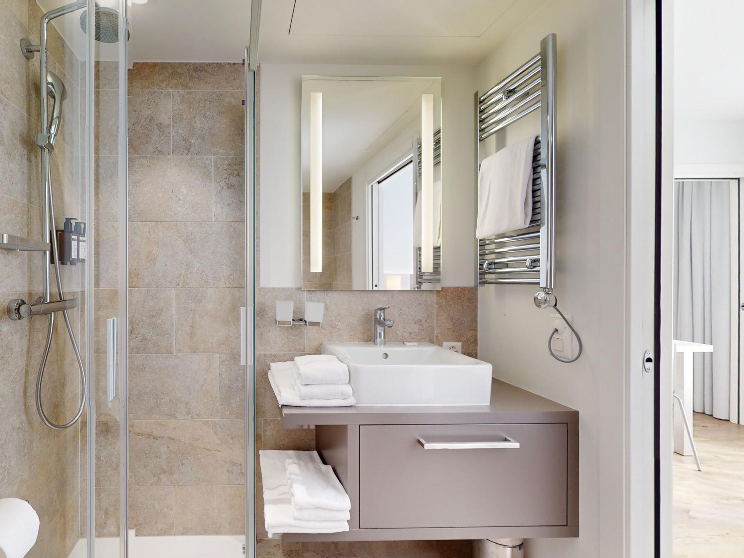 Nonanteneuf Appart Hotel Vevey - Contactless Check-In ภายนอก รูปภาพ